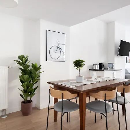 Neue Strasse Apartman Berlin