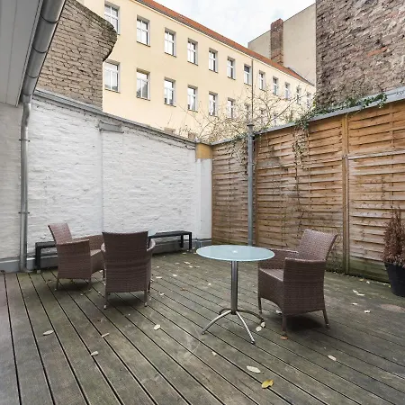 Neue Strasse * Berlin